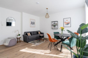 1BR City Life Escape by HM